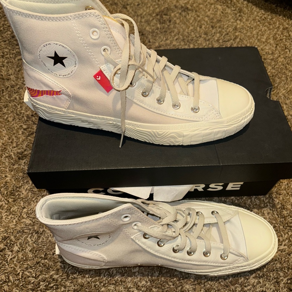 Men’s Converse Size 11